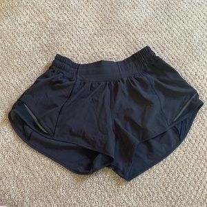 Lululemon, size 4, shorts